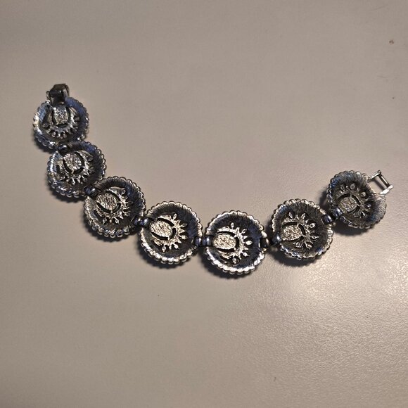 Vintage Sarah Coventry Silver-Tone Turquoise Concho Link Bracelet - Picture 2 of 2